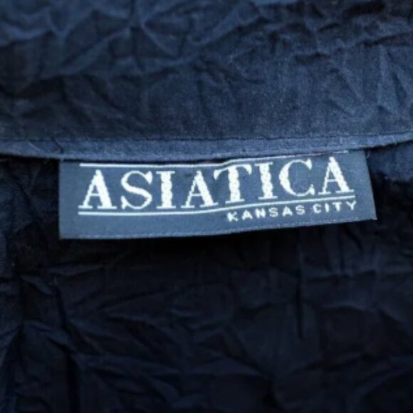 Asiatica Black Dress - Picture 5 of 5
